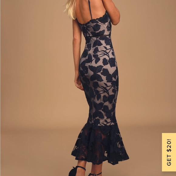 Lulus dress - Picture 2 of 5